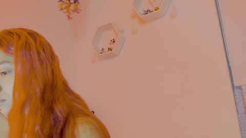 Saray  online show from November 12, 11:25 pm