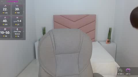 Saray Vega online show from October 7, 7:40 pm