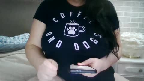 Sara online show from February 13, 6:05 pm