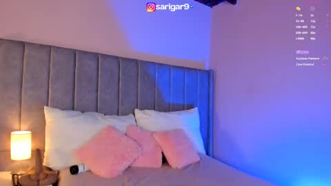 Sara Garcia online show from September 18, 4:00 am