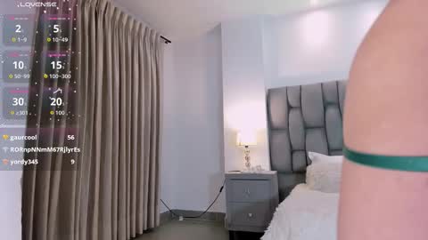  Saritaaa  online show from November 20, 7:20 am