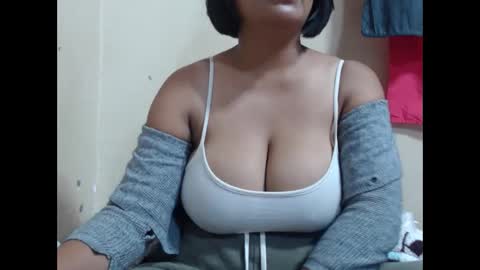 saronette online show from December 19, 10:18 am