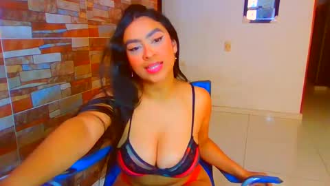 Camila online show from January 23, 6:35 pm