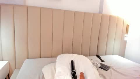 Sasha online show from April 2, 1:41 pm