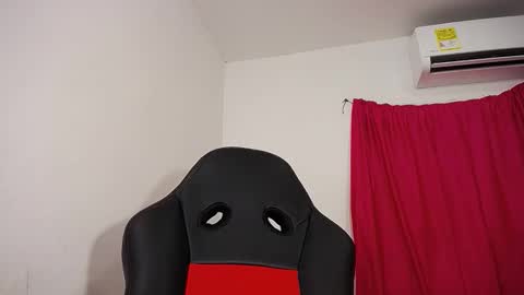 sashabreck1 online show from February 24, 2:44 am