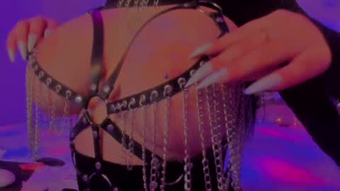   Sasha   online show from February 2, 2:38 am