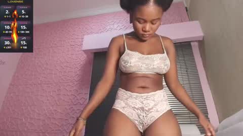 SashhaLux22 online show from February 16, 2:43 am