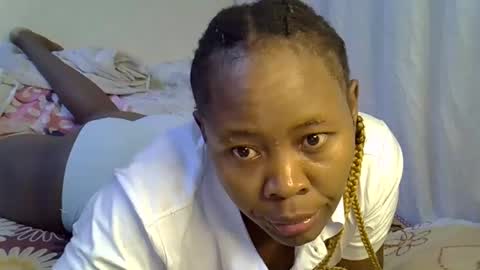 sassy_bella online show from September 21, 2:21 am