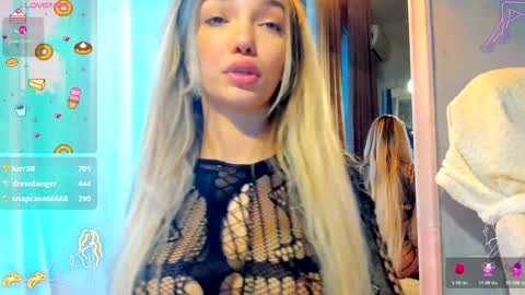 sassyt33n online show from November 10, 10:43 am