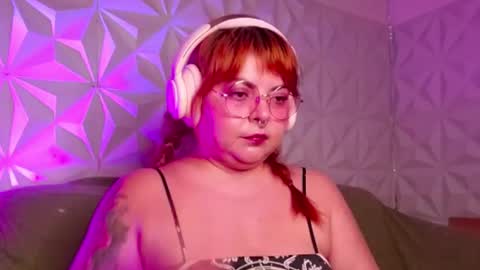 Gina George online show from September 21, 1:04 am