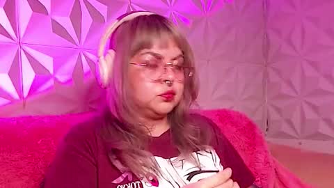 Gina George online show from November 30, 3:11 am