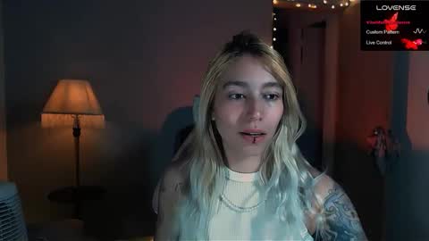 I AM JENN  online show from January 26, 3:38 am