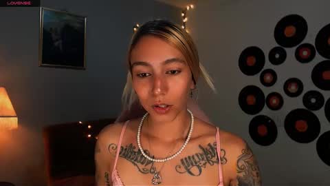 I AM JENN  online show from March 2, 1:26 am