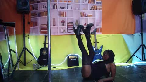 Saucychocolate online show from January 16, 12:17 am