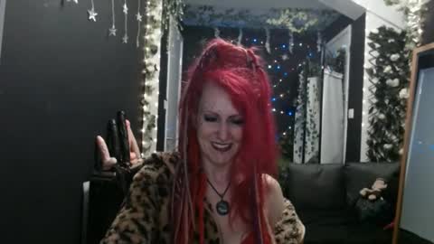 SaucySky online show from February 10, 11:02 pm