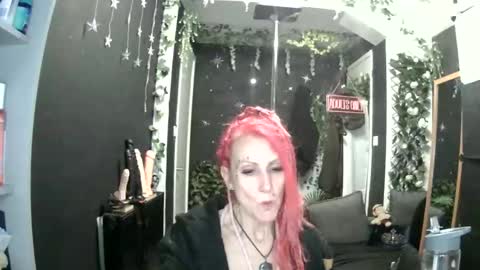SaucySky online show from May 15, 11:07 pm