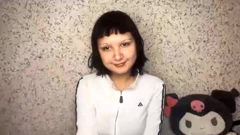 Elly online show from December 1, 9:13 am