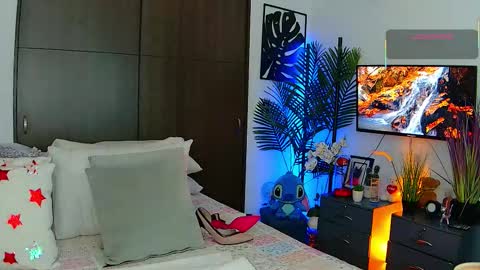   Dela  online show from November 21, 2:24 am