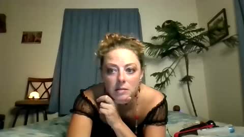 savannahlush online show from November 23, 1:30 am