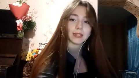 Sophie online show from October 1, 3:06 pm