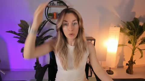 save the qween online show from February 17, 5:14 am