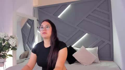 scarleett__1 online show from June 3, 12:39 pm