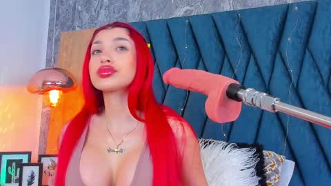 scarleett jones online show from February 20, 9:42 pm