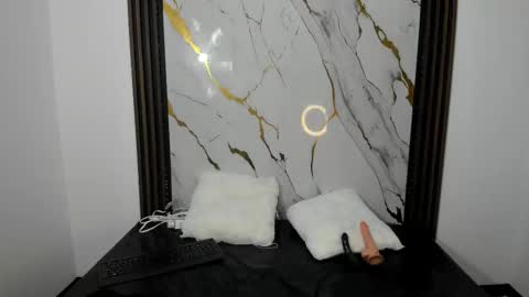 scarlertt_hh online show from September 22, 12:47 pm