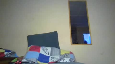 scarlet_25142359 online show from November 17, 11:05 pm