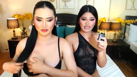 Scarlet online show from January 12, 10:15 pm