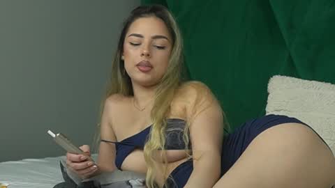 Scarlet online show from November 26, 10:55 pm