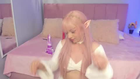 Scarlet  online show from June 2, 8:48 am