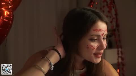 Scarlet online show from February 13, 9:27 pm