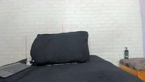 Scarlett 3 online show from September 17, 3:15 am