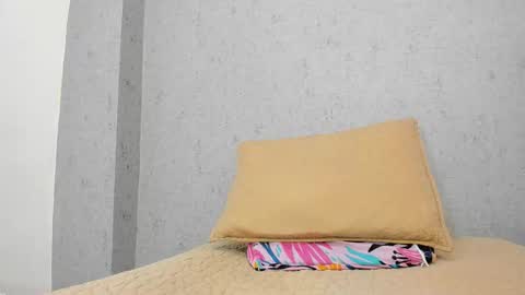 Scarlett 3 online show from January 6, 3:10 am