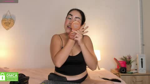 Scarlett Evans online show from April 16, 9:25 pm