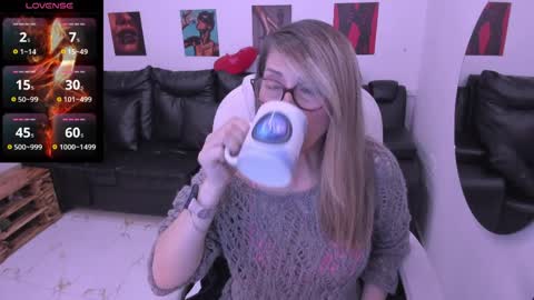 Scarlett online show from March 31, 11:54 am