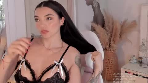 juli online show from March 5, 6:45 pm