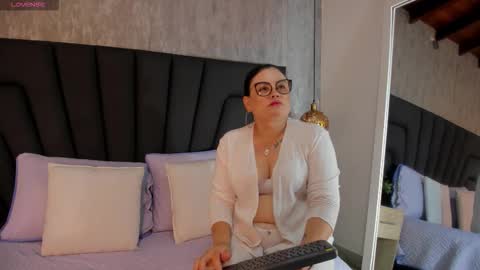 scarlett_monroe_1 online show from October 18, 11:35 am