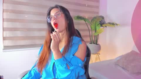 S C A  R L E T online show from January 9, 1:26 pm