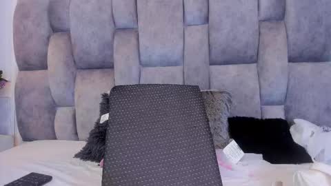 Scarlet  online show from March 9, 10:13 pm