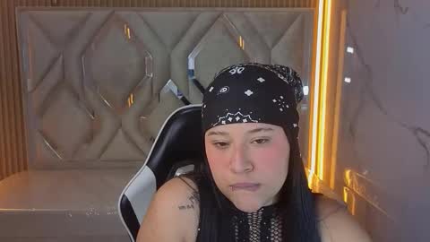 scarlett_tx_ online show from March 12, 1:25 pm