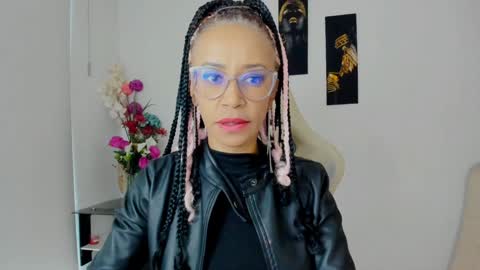 Scarlett online show from February 6, 10:10 pm