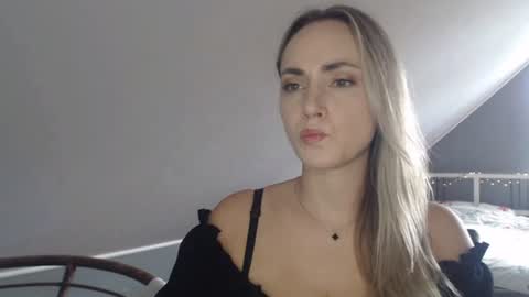 ScarlettxBlonde online show from July 7, 7:23 am