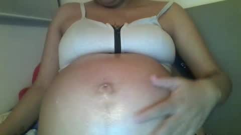 sccarlet_xxx online show from January 11, 1:54 am