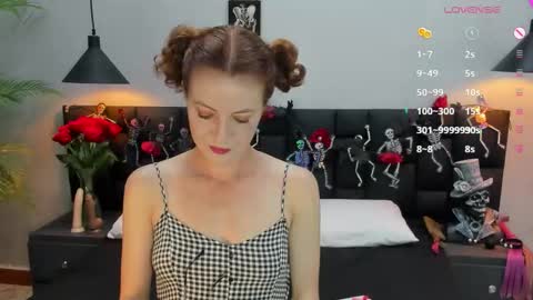 Ines online show from October 15, 9:50 pm