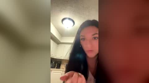 scorp1hoe online show from July 4, 7:15 am