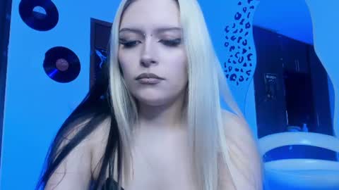 Goddess online show from July 23, 3:36 am