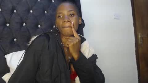 sebatrishaa online show from October 28, 9:30 pm