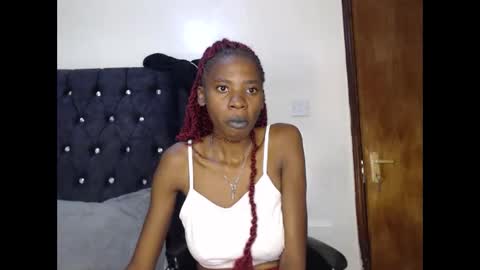 sebatrishaa online show from October 13, 4:09 pm